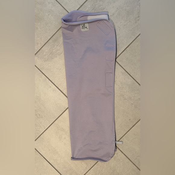 NWOT Lilac Ollie Swaddle - Picture 3 of 4